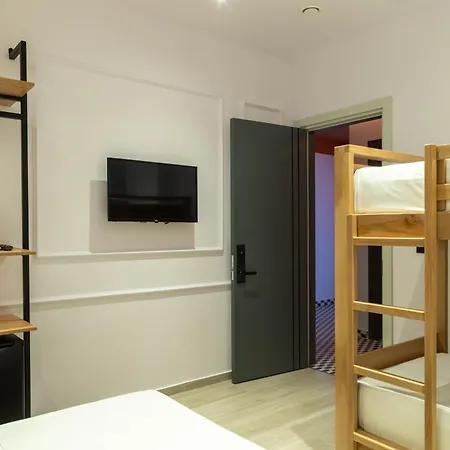 Amau Apartment *